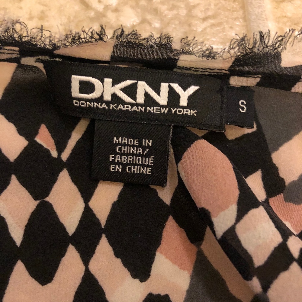 DKNY small pink black gray white frayed top - Picture 4 of 7